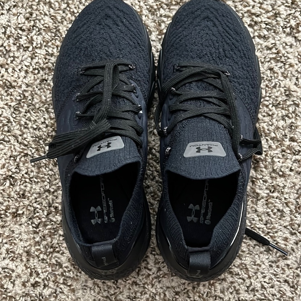 UA Phantom Black Sneakers